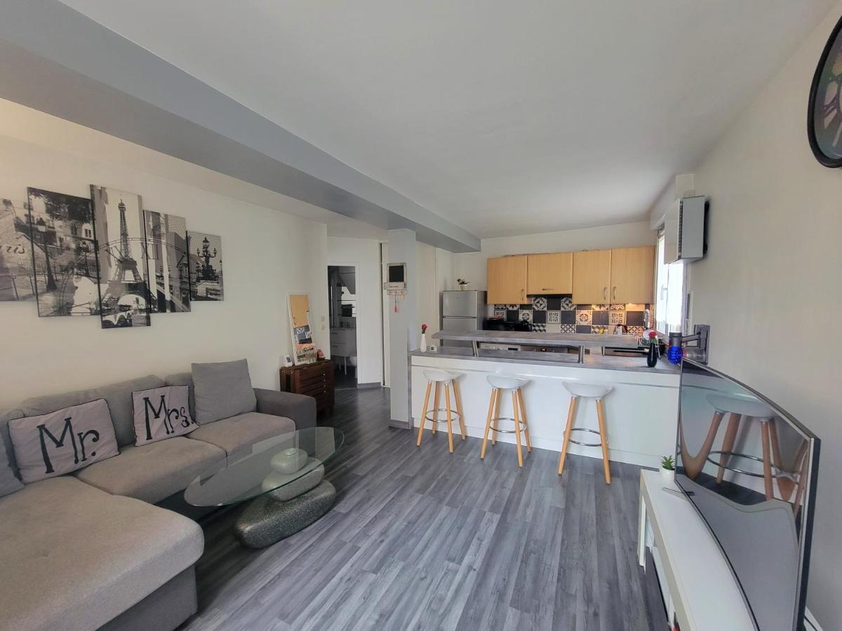 Superbe Appartement Avec Jardin Proche Versailles Saint-Cyr-lʼÉcole Buitenkant foto