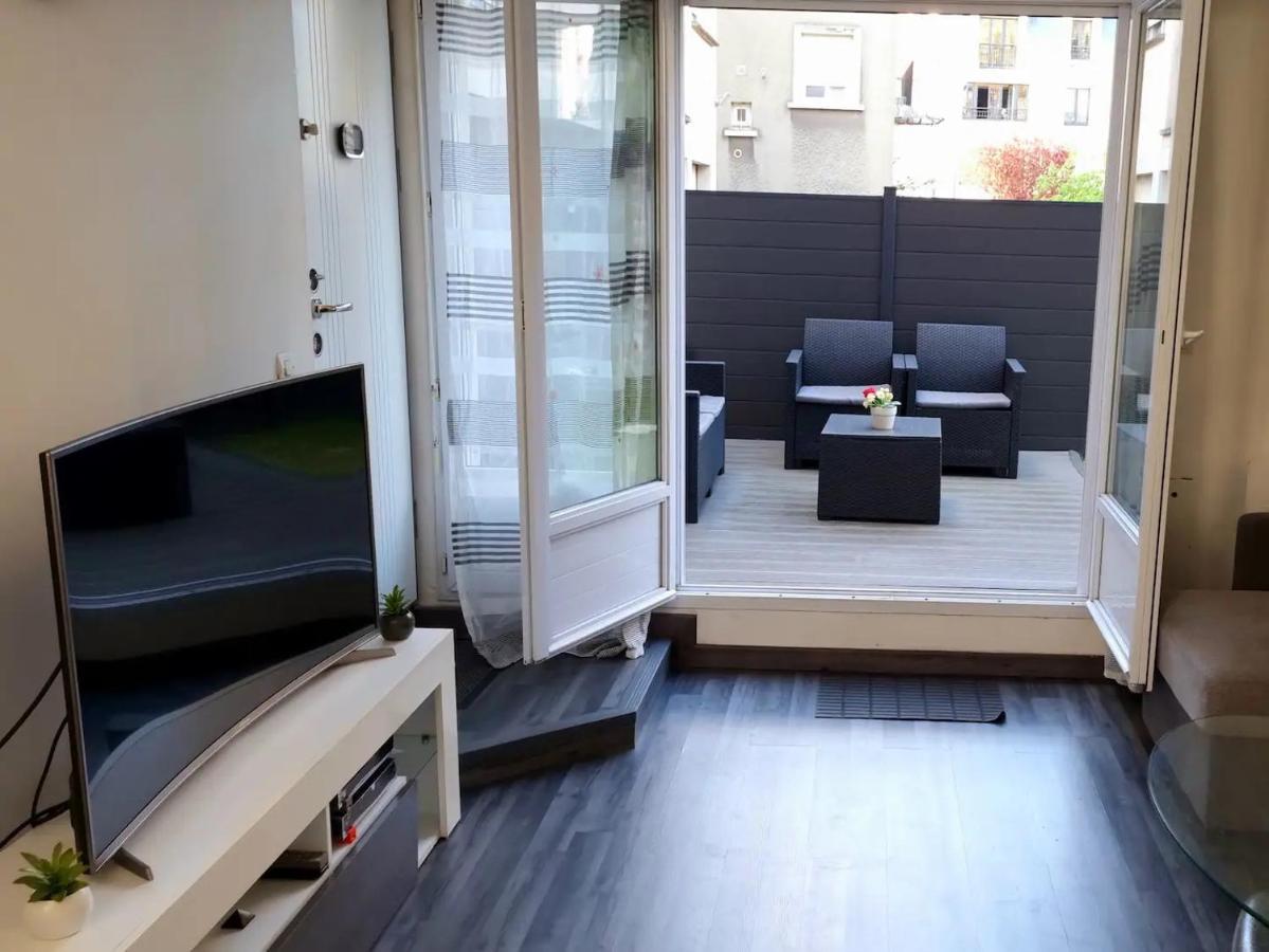 Superbe Appartement Avec Jardin Proche Versailles Saint-Cyr-lʼÉcole Buitenkant foto
