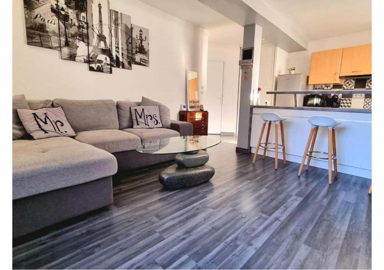 Superbe Appartement Avec Jardin Proche Versailles Saint-Cyr-lʼÉcole Buitenkant foto