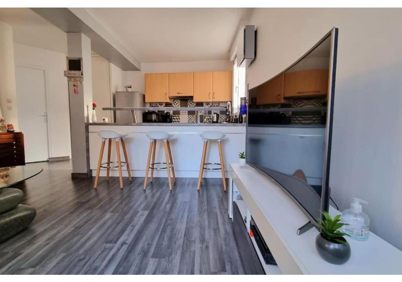 Superbe Appartement Avec Jardin Proche Versailles Saint-Cyr-lʼÉcole Buitenkant foto